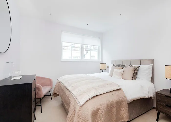 Gorgeous 3 Bed House In Paddington